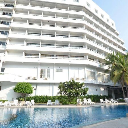 Welcome Plaza Hotel Pattaya Exterior photo
