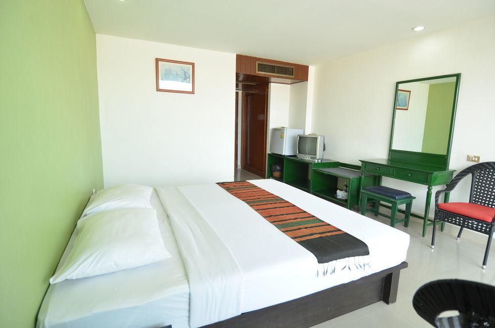 Welcome Plaza Hotel Pattaya Exterior photo