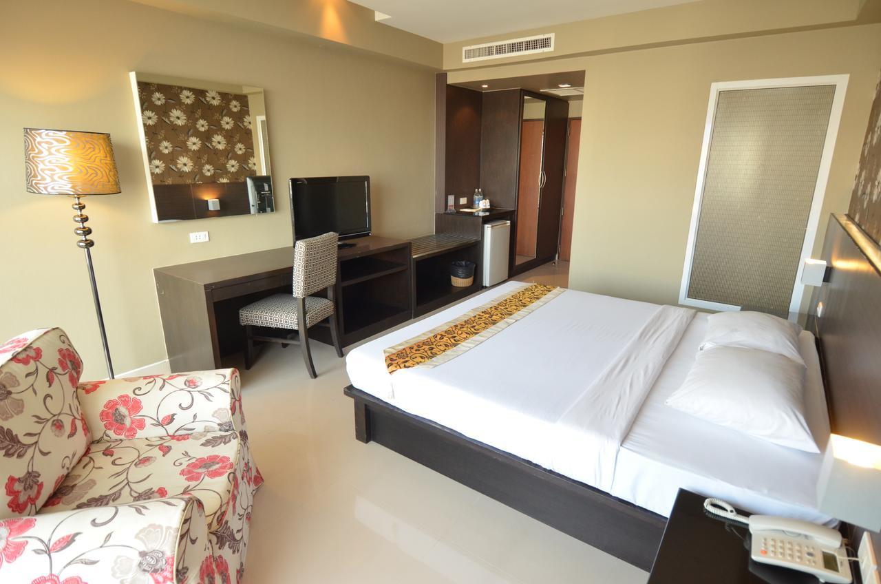Welcome Plaza Hotel Pattaya Exterior photo