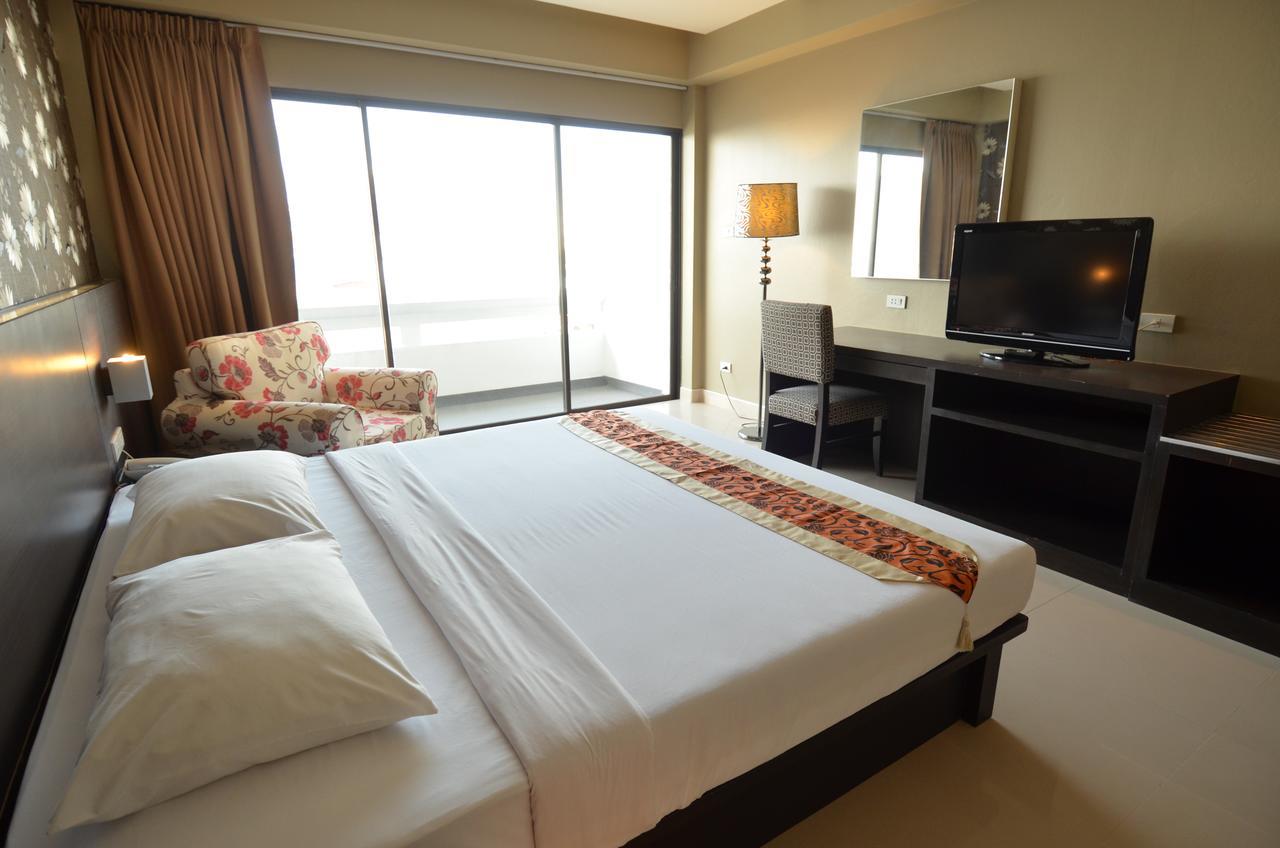 Welcome Plaza Hotel Pattaya Exterior photo
