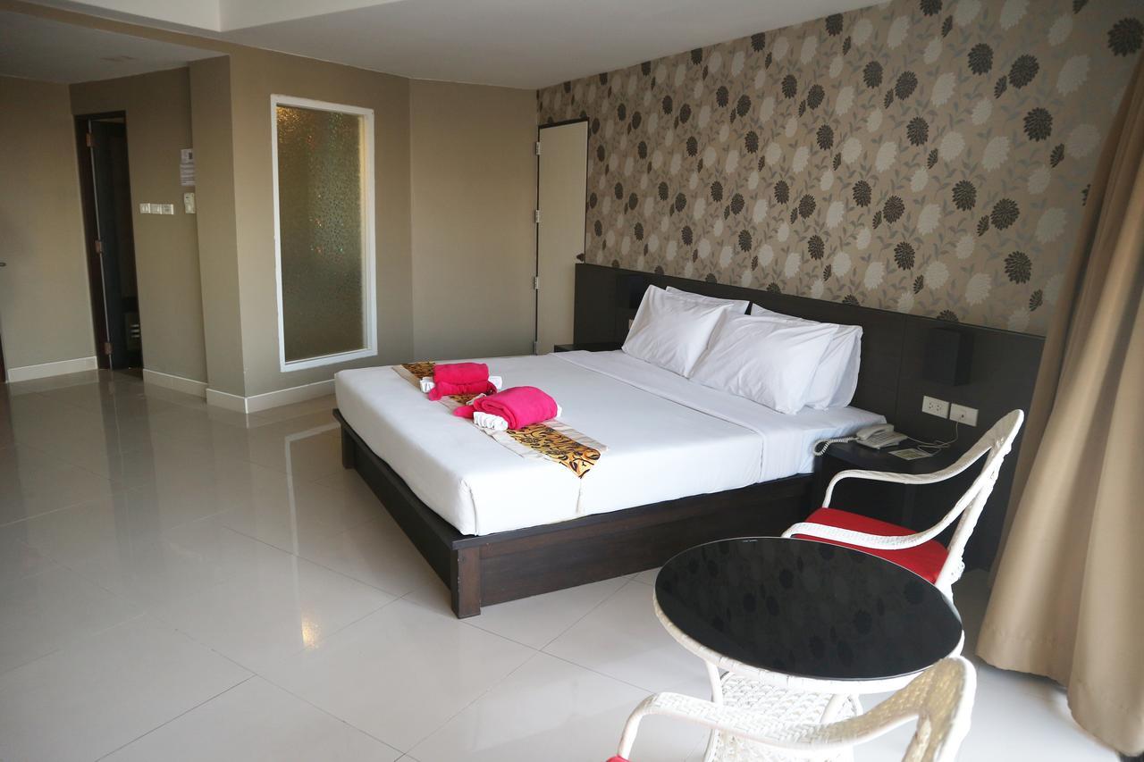 Welcome Plaza Hotel Pattaya Exterior photo